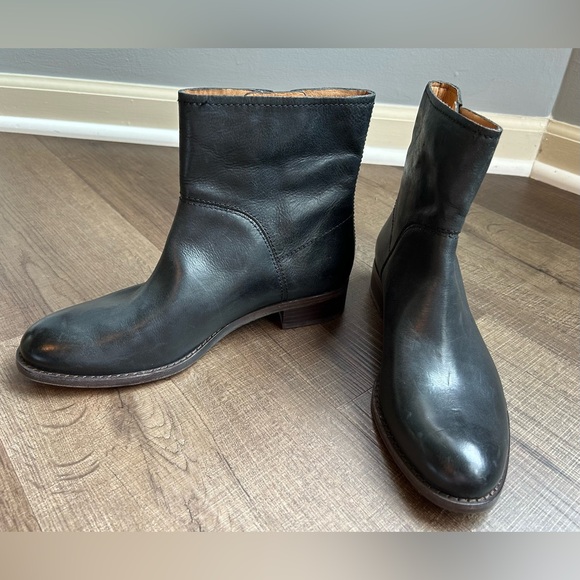 Coach Black Leather Ankle Boots – Sample (Not for Resale Marking) Women’s Size 7 - Picture 6 of 17